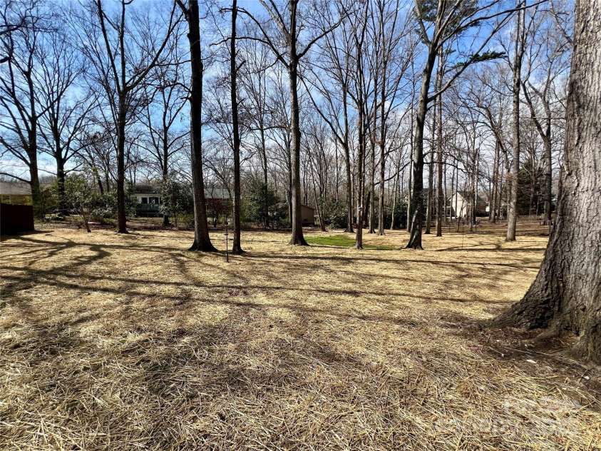 1937 Hickory Drive, Lancaster, SC 29720.  MLS# CAR4230853, YatesRealty ID 23168. 