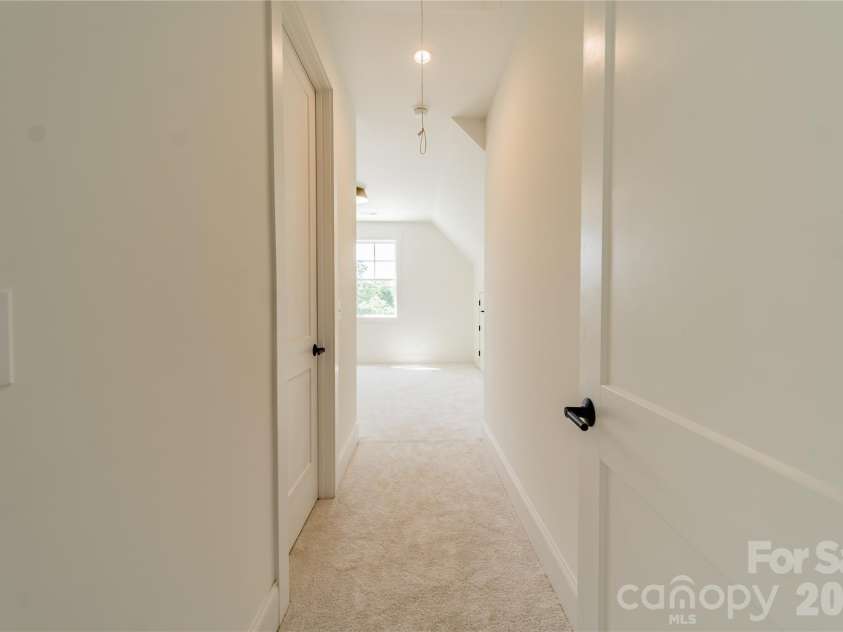 2648 Roslyn Avenue, Charlotte, NC 28208.  MLS# CAR4382622, YatesRealty ID 23168. 