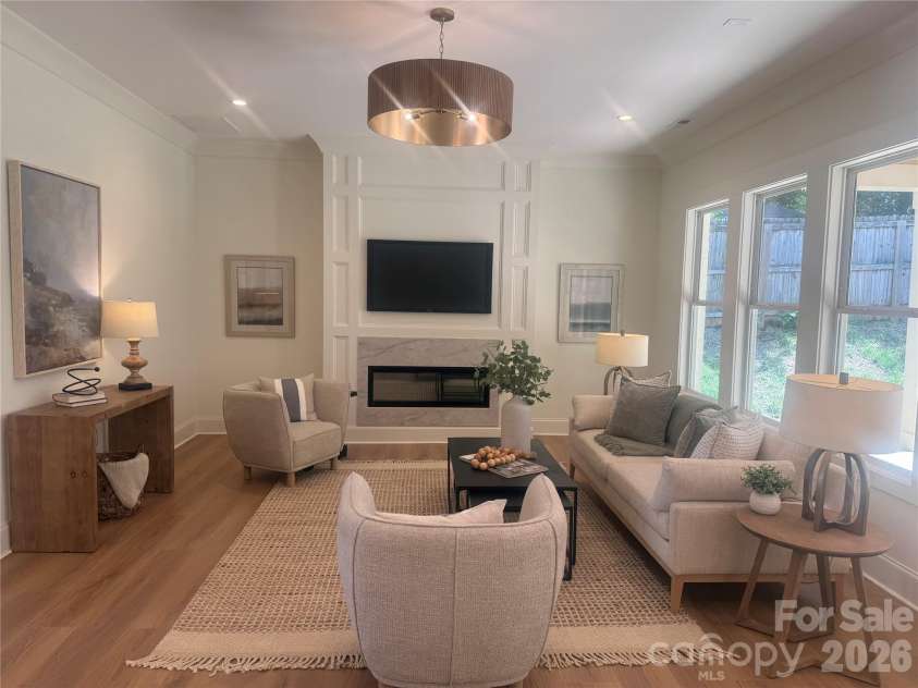 2648 Roslyn Avenue, Charlotte, NC 28208.  MLS# CAR4382622, YatesRealty ID 23168. 