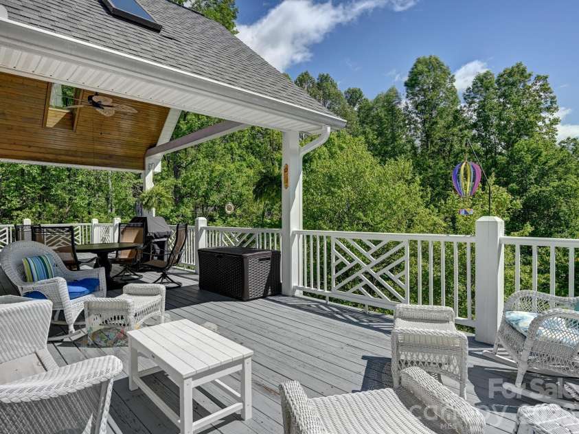 105 Spring Path, Hendersonville, NC 28739.  MLS# CAR4256171, YatesRealty ID 2317. Open sky from this deck