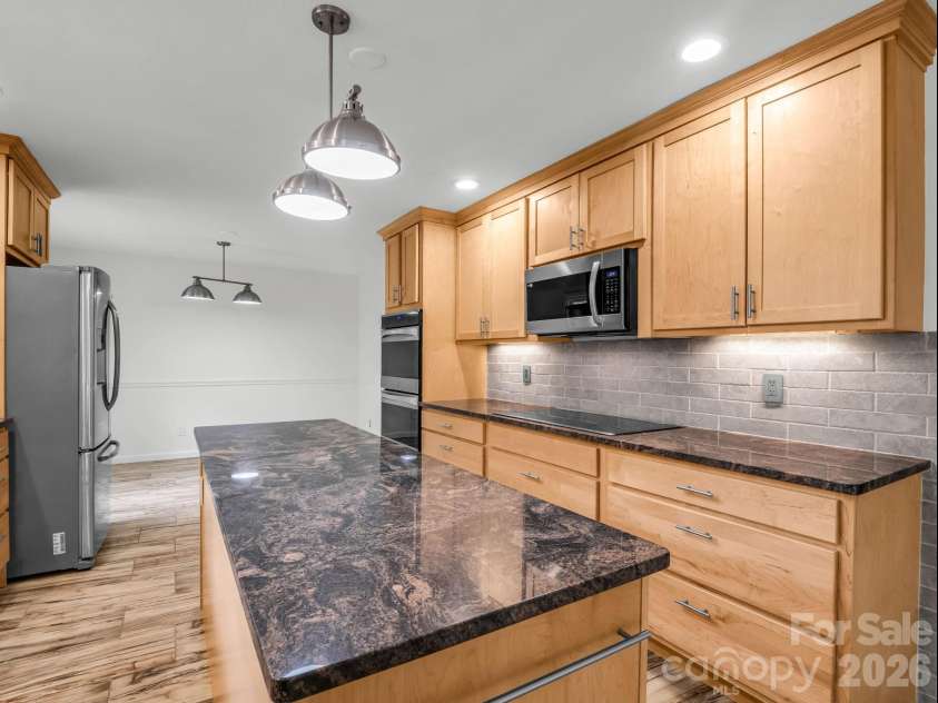 11 Deer Run Drive, Asheville, NC 28803.  MLS# CAR4377673, YatesRealty ID 23171. Under cabinet task lighting