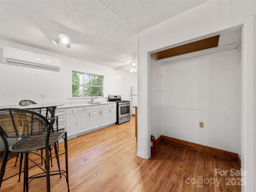 413 Rainbow Lake Drive, Brevard, NC 28712.  MLS# CAR4266354, YatesRealty ID 23172. 