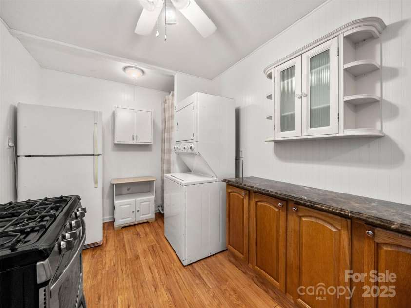 413 Rainbow Lake Drive, Brevard, NC 28712.  MLS# CAR4266354, YatesRealty ID 23172. 