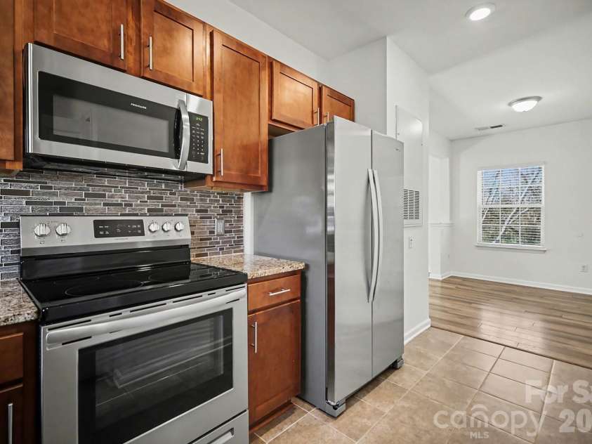 21510 Aftonshire Drive, Cornelius, NC 28031.  MLS# CAR4356865, YatesRealty ID 23173. 