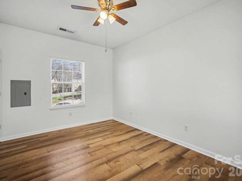 21510 Aftonshire Drive, Cornelius, NC 28031.  MLS# CAR4356865, YatesRealty ID 23173. 