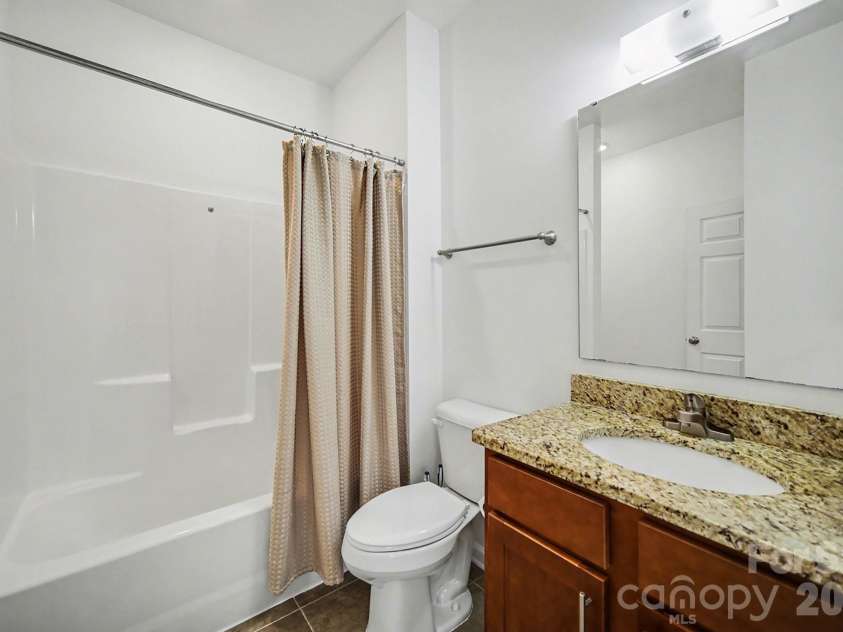 21510 Aftonshire Drive, Cornelius, NC 28031.  MLS# CAR4356865, YatesRealty ID 23173. 