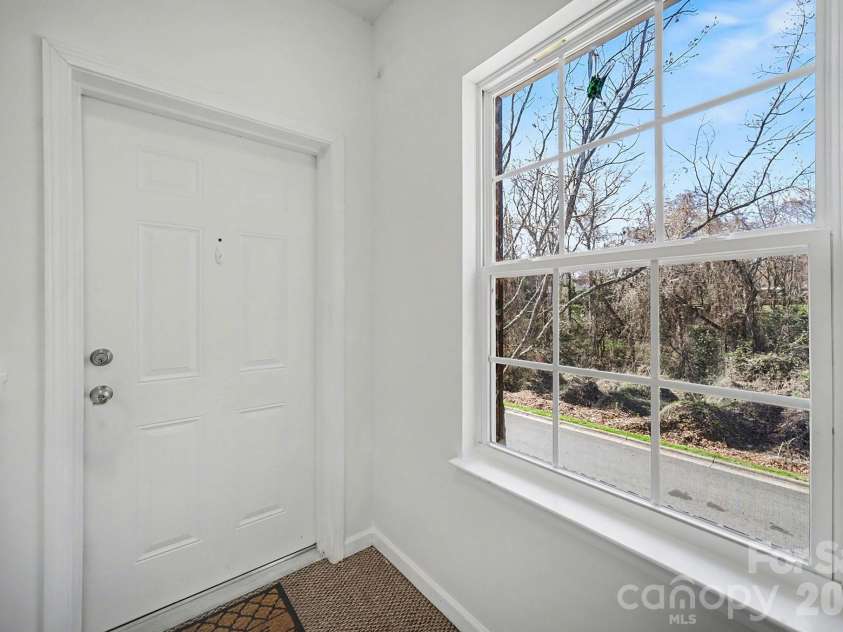 21510 Aftonshire Drive, Cornelius, NC 28031.  MLS# CAR4356865, YatesRealty ID 23173. 