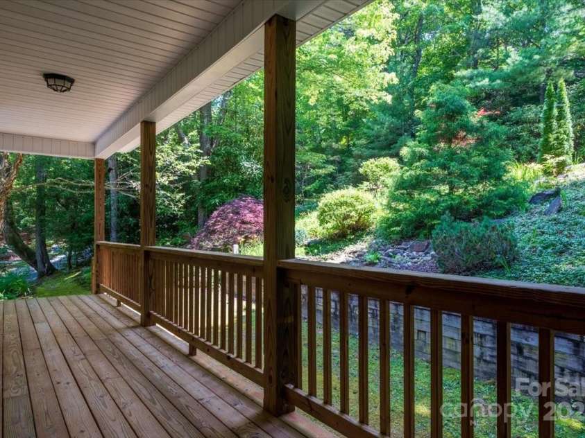 455 Lookout Drive, Pisgah Forest, NC 28768.  MLS# CAR4269478, YatesRealty ID 23174. 