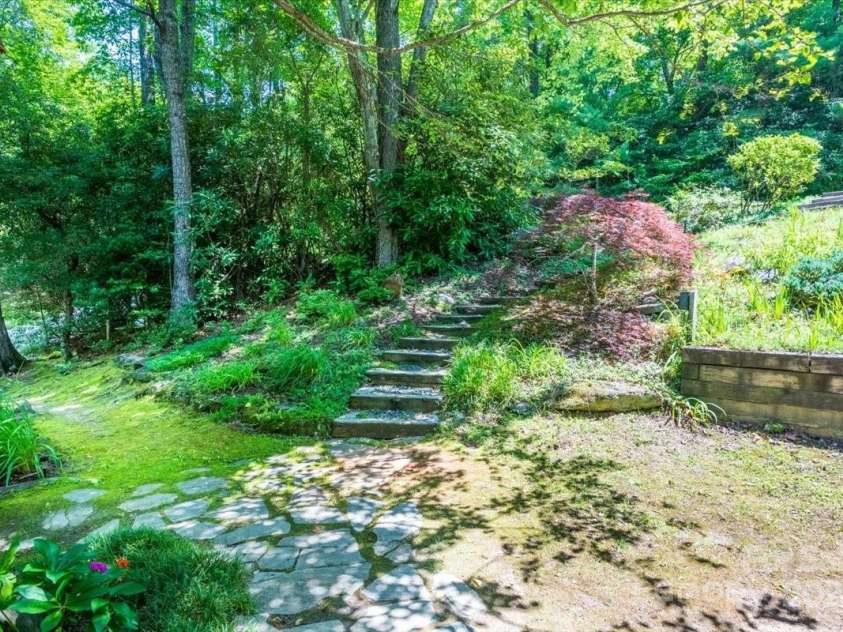 455 Lookout Drive, Pisgah Forest, NC 28768.  MLS# CAR4269478, YatesRealty ID 23174. 