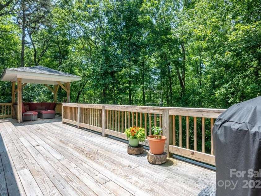 455 Lookout Drive, Pisgah Forest, NC 28768.  MLS# CAR4269478, YatesRealty ID 23174. 