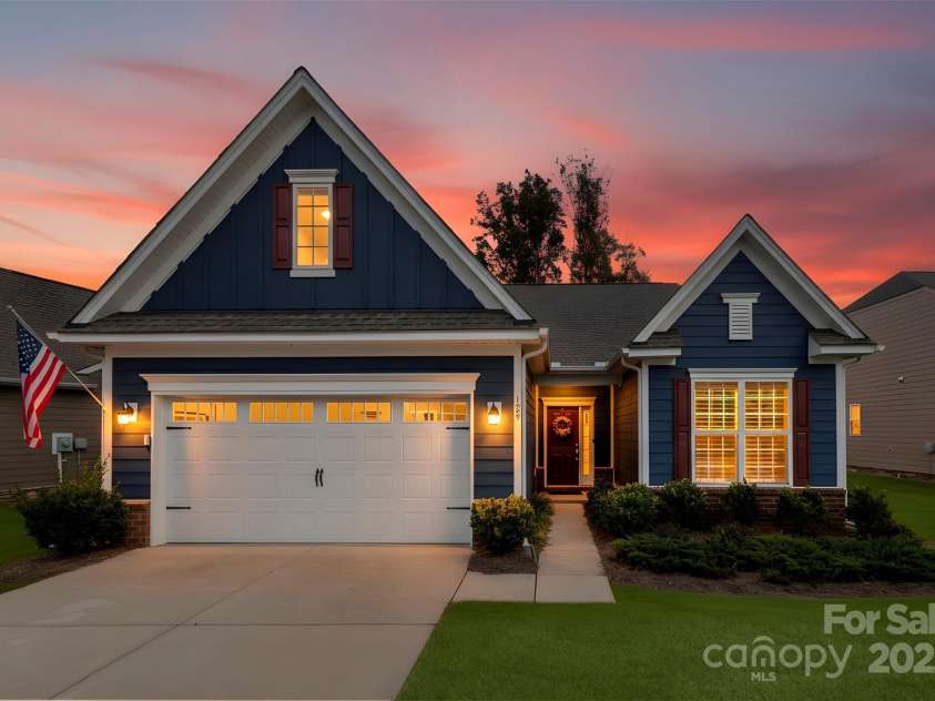 129 Picasso Trail, Mount Holly, NC 28120.  MLS# CAR4321149, YatesRealty ID 23175. 