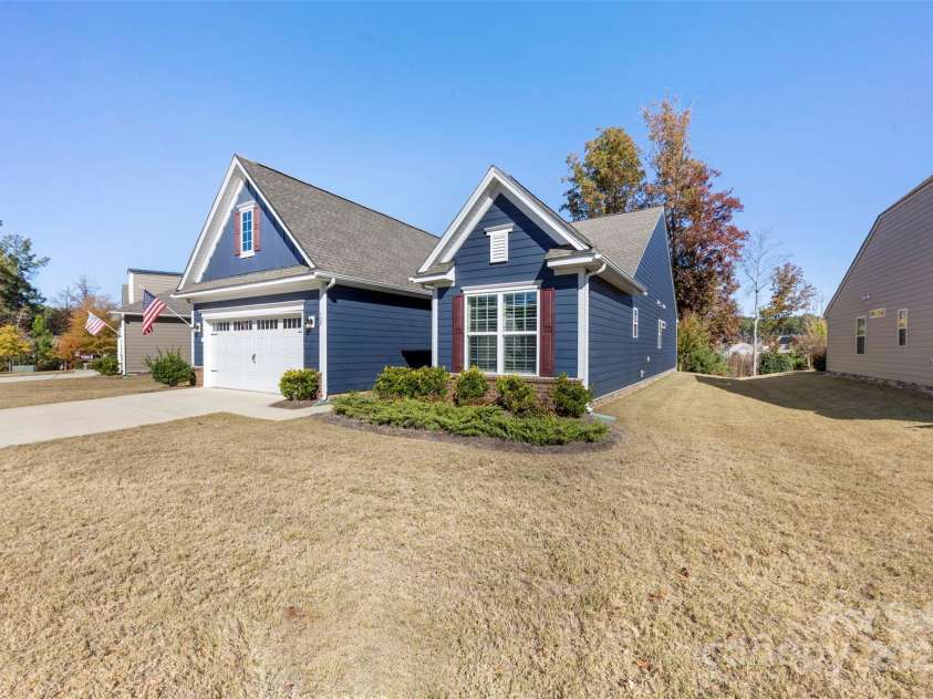 129 Picasso Trail, Mount Holly, NC 28120.  MLS# CAR4321149, YatesRealty ID 23175. 
