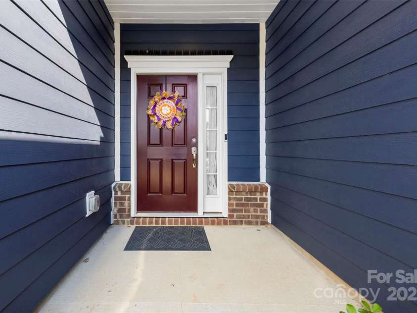 129 Picasso Trail, Mount Holly, NC 28120.  MLS# CAR4321149, YatesRealty ID 23175. 