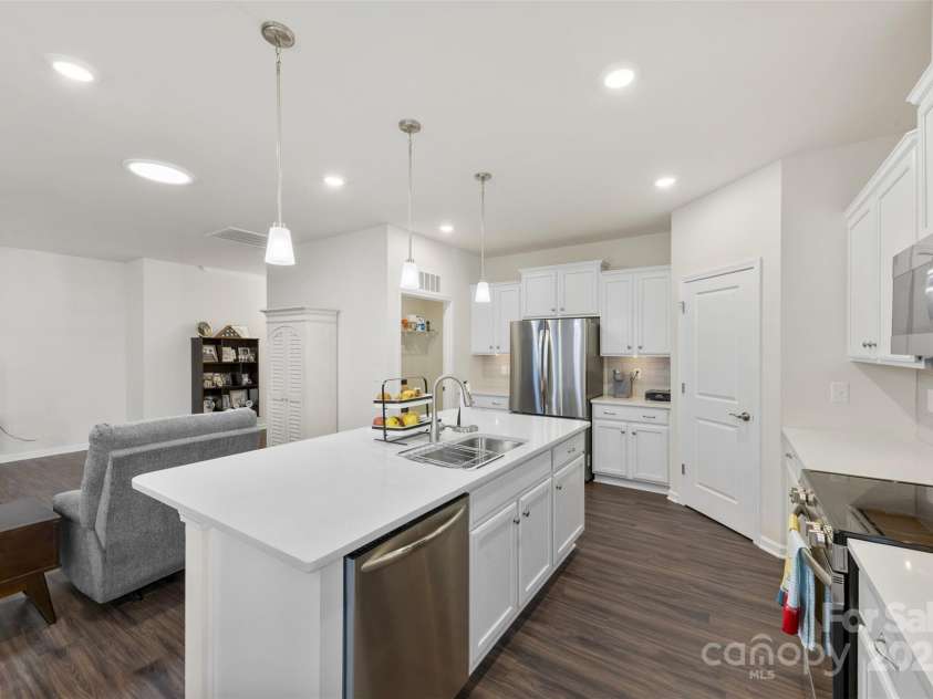129 Picasso Trail, Mount Holly, NC 28120.  MLS# CAR4321149, YatesRealty ID 23175. 