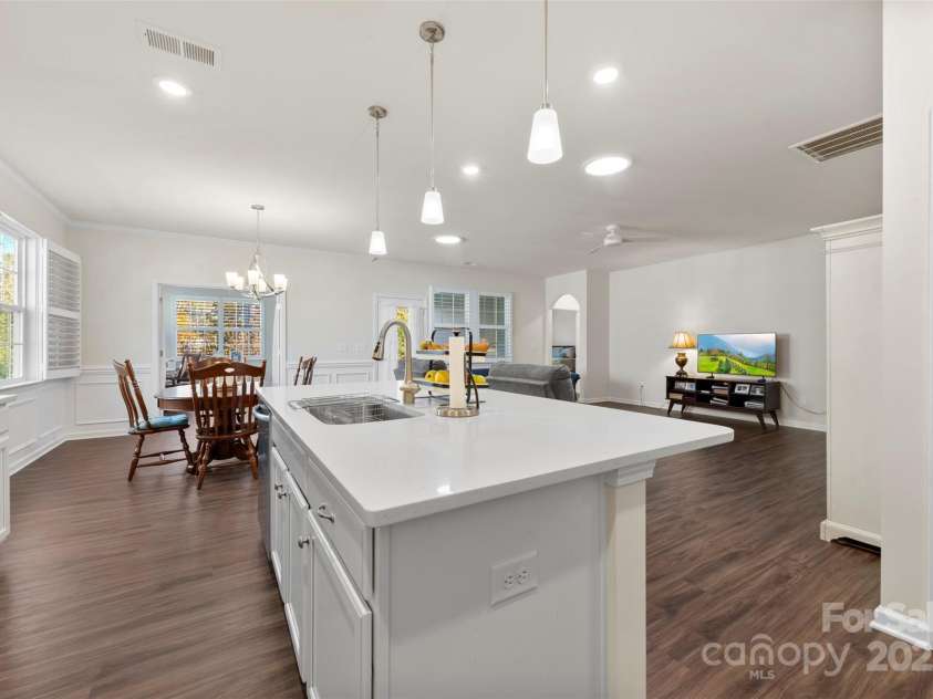 129 Picasso Trail, Mount Holly, NC 28120.  MLS# CAR4321149, YatesRealty ID 23175. 