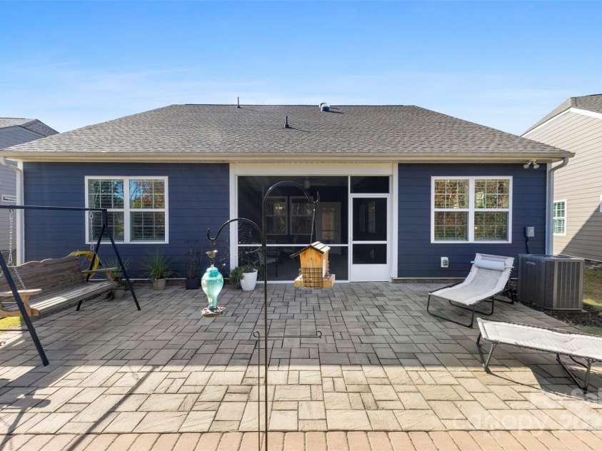 129 Picasso Trail, Mount Holly, NC 28120.  MLS# CAR4321149, YatesRealty ID 23175. 