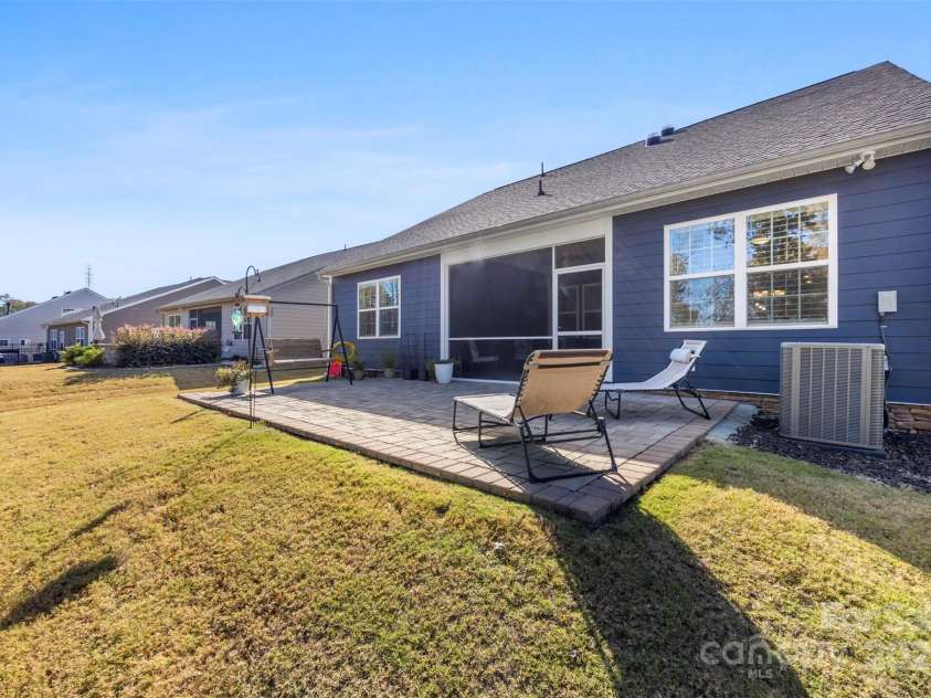 129 Picasso Trail, Mount Holly, NC 28120.  MLS# CAR4321149, YatesRealty ID 23175. 