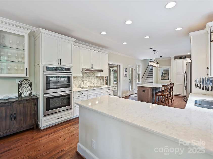 2313 Beechwood Drive, Waxhaw, NC 28173.  MLS# CAR4243300, YatesRealty ID 23175. 