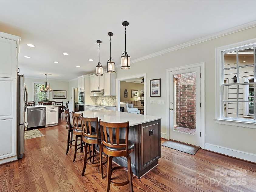 2313 Beechwood Drive, Waxhaw, NC 28173.  MLS# CAR4243300, YatesRealty ID 23175. 