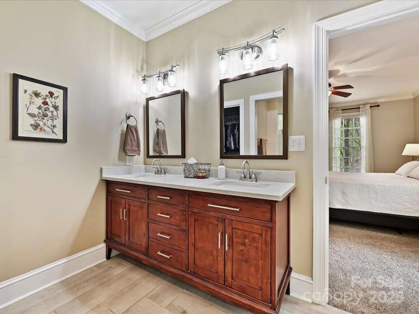 2313 Beechwood Drive, Waxhaw, NC 28173.  MLS# CAR4243300, YatesRealty ID 23175. 