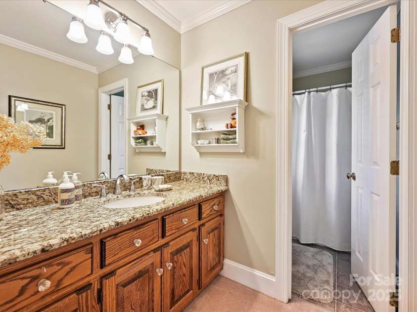 2313 Beechwood Drive, Waxhaw, NC 28173.  MLS# CAR4243300, YatesRealty ID 23175. 