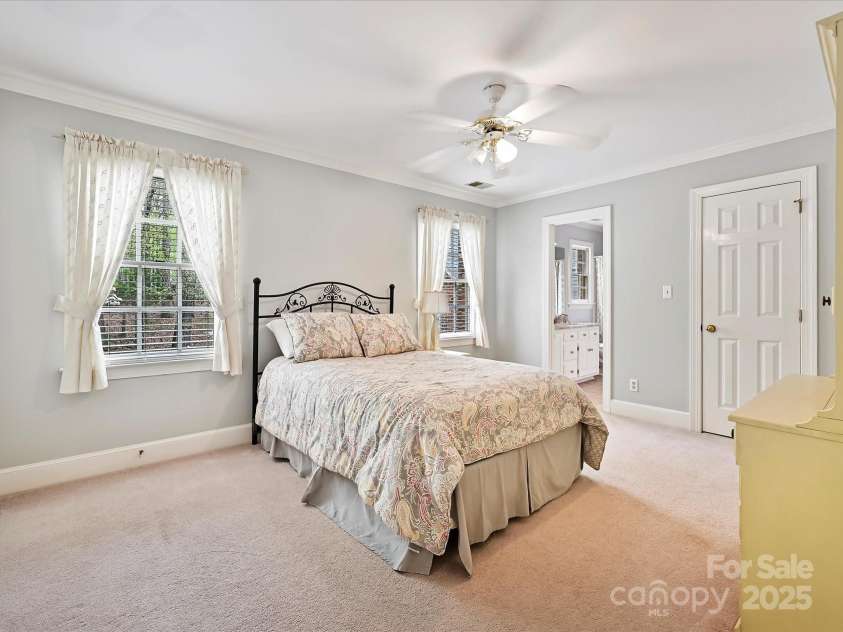 2313 Beechwood Drive, Waxhaw, NC 28173.  MLS# CAR4243300, YatesRealty ID 23175. 