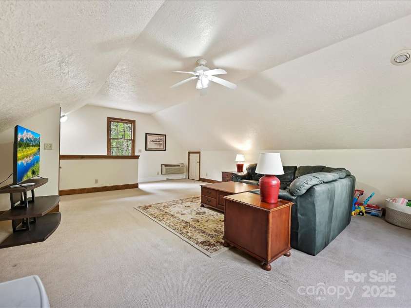 2313 Beechwood Drive, Waxhaw, NC 28173.  MLS# CAR4243300, YatesRealty ID 23175. 