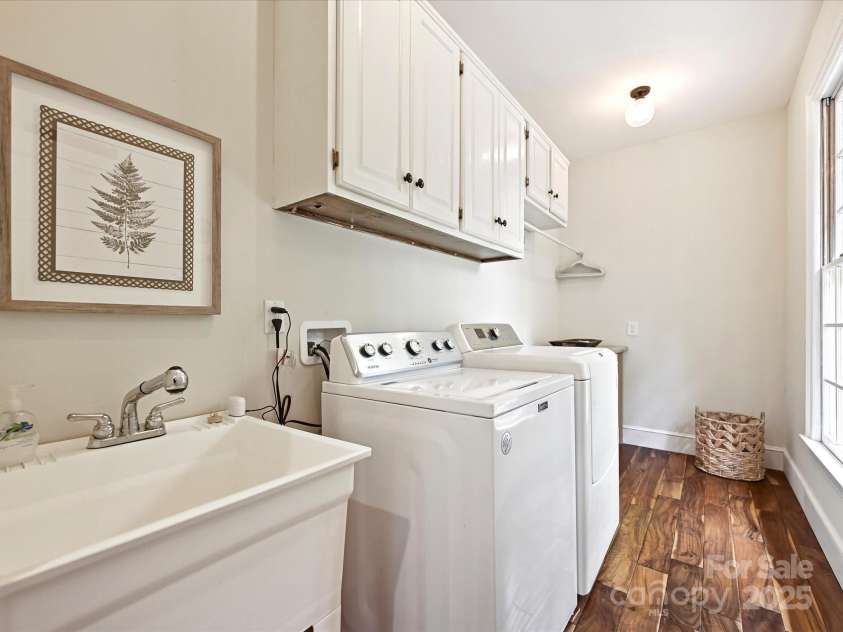 2313 Beechwood Drive, Waxhaw, NC 28173.  MLS# CAR4243300, YatesRealty ID 23175. 