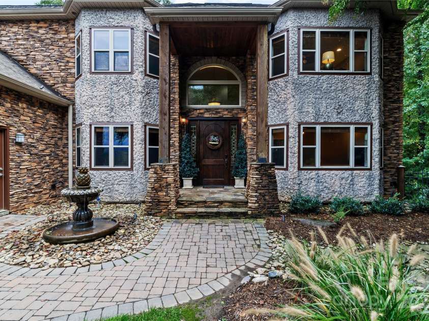 200 Lake Club Drive, Nebo, NC 28761.  MLS# CAR4272912, YatesRealty ID 23176. 