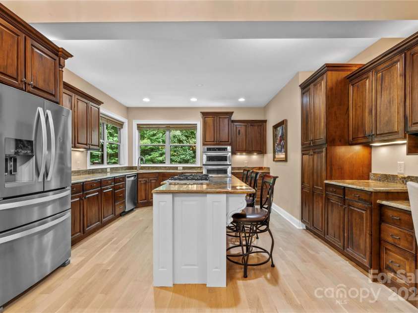 200 Lake Club Drive, Nebo, NC 28761.  MLS# CAR4272912, YatesRealty ID 23176. 