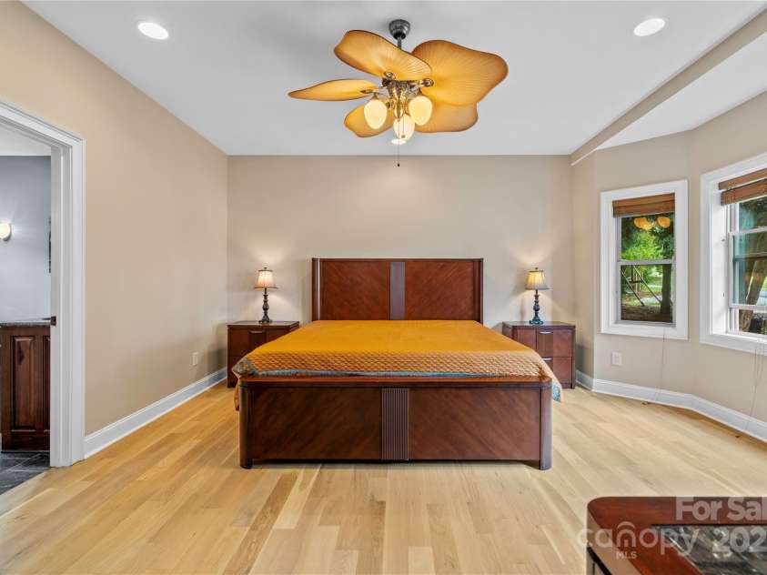 200 Lake Club Drive, Nebo, NC 28761.  MLS# CAR4272912, YatesRealty ID 23176. 