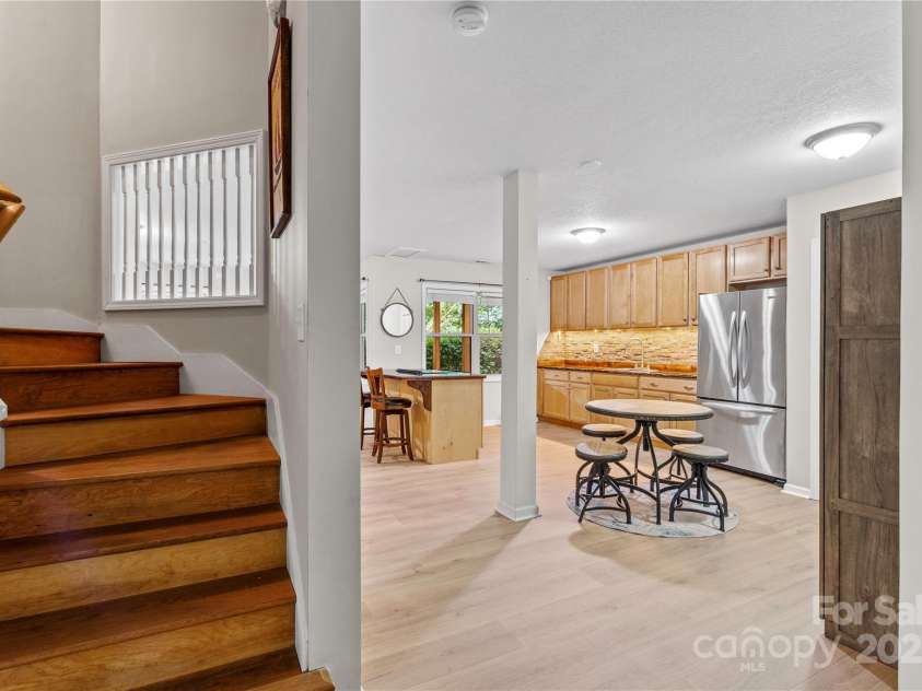 200 Lake Club Drive, Nebo, NC 28761.  MLS# CAR4272912, YatesRealty ID 23176. 