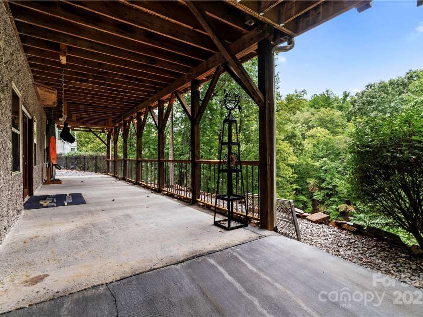 200 Lake Club Drive, Nebo, NC 28761.  MLS# CAR4272912, YatesRealty ID 23176. 