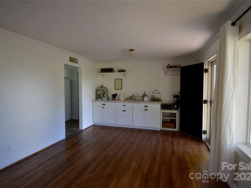 231 Stroud Street, Marion, NC 28752.  MLS# CAR4310386, YatesRealty ID 23177. 