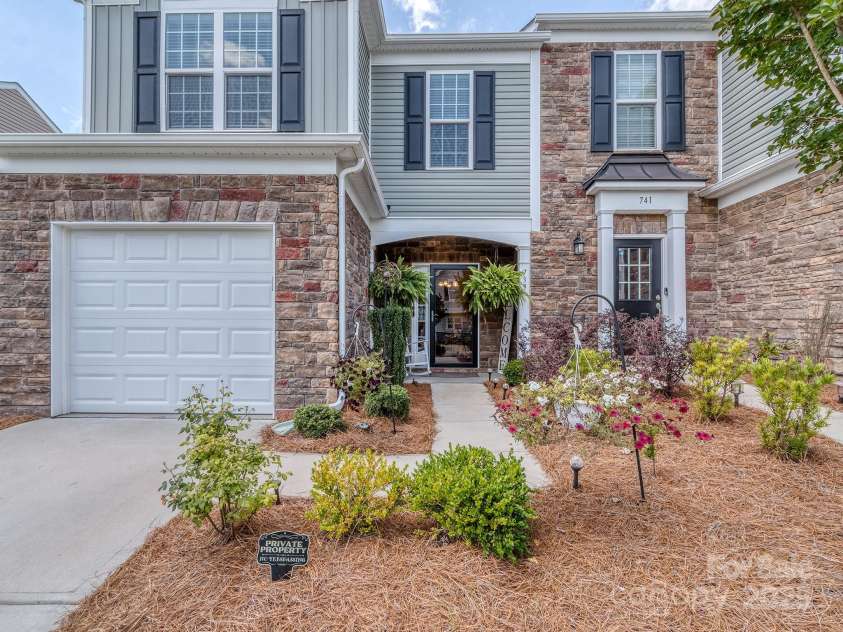 739 Elders Story Road, Fort Mill, SC 29708.  MLS# CAR4271442, YatesRealty ID 23178. End unit with amazing curb appeal