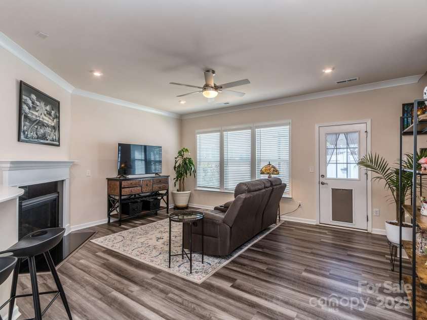 739 Elders Story Road, Fort Mill, SC 29708.  MLS# CAR4271442, YatesRealty ID 23178. Living room