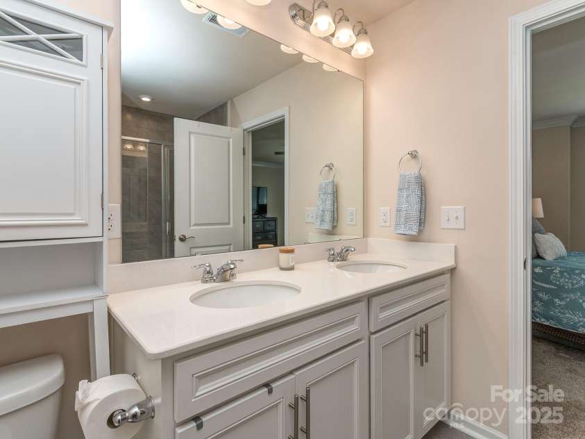 739 Elders Story Road, Fort Mill, SC 29708.  MLS# CAR4271442, YatesRealty ID 23178. Primary bath
