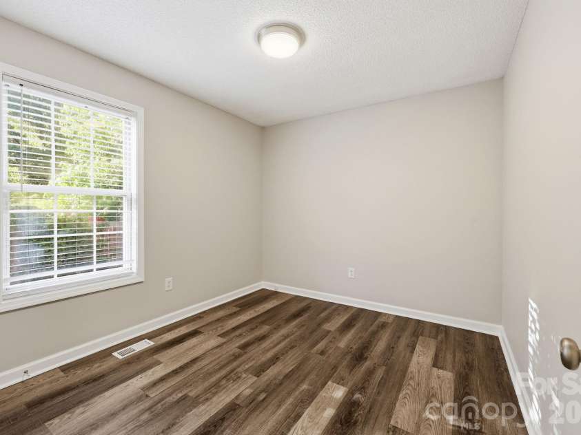 904 Hoke Street, Kannapolis, NC 28081.  MLS# CAR4376126, YatesRealty ID 23178. 