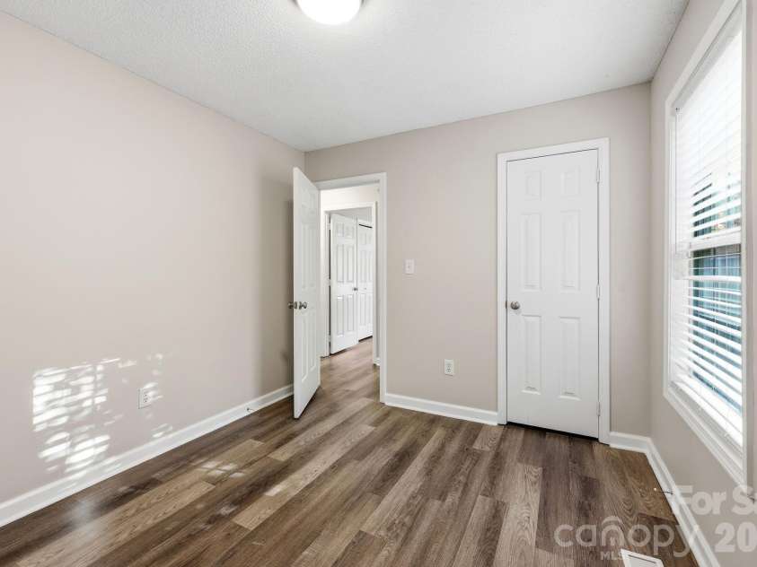 904 Hoke Street, Kannapolis, NC 28081.  MLS# CAR4376126, YatesRealty ID 23178. 