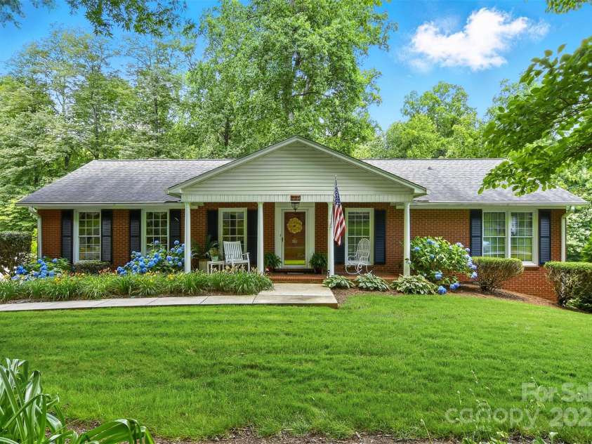 701 4th Avenue, Conover, NC 28613.  MLS# CAR4275463, YatesRealty ID 23179. 