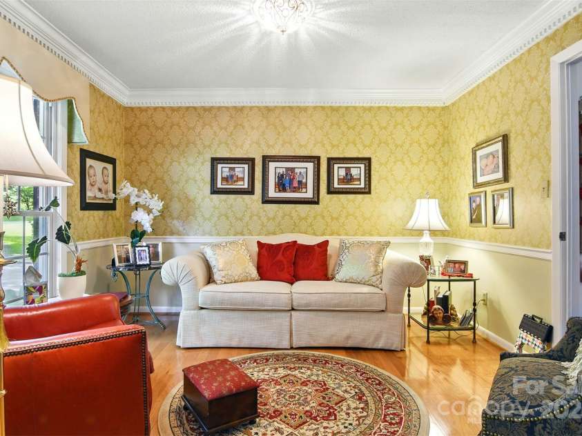 701 4th Avenue, Conover, NC 28613.  MLS# CAR4275463, YatesRealty ID 23179. 