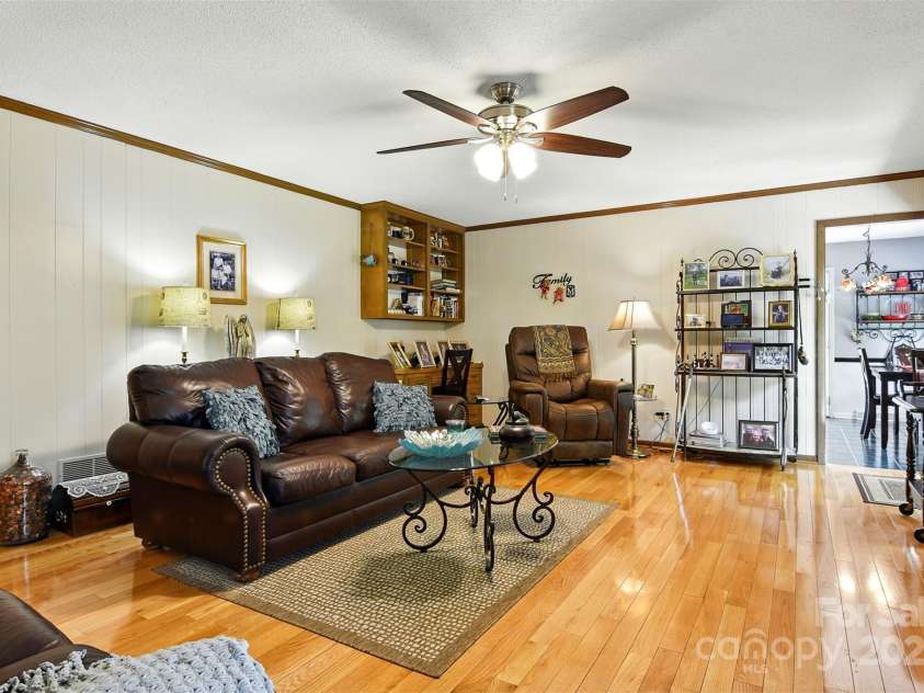 701 4th Avenue, Conover, NC 28613.  MLS# CAR4275463, YatesRealty ID 23179. 