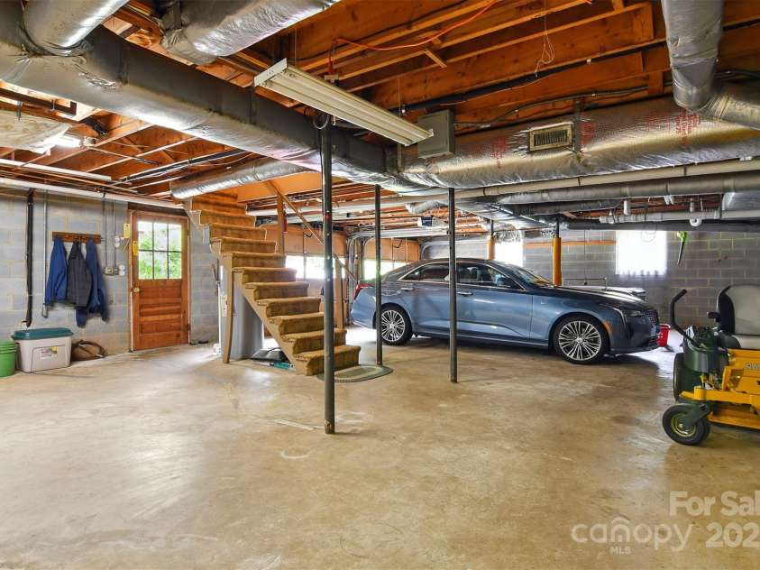 701 4th Avenue, Conover, NC 28613.  MLS# CAR4275463, YatesRealty ID 23179. 