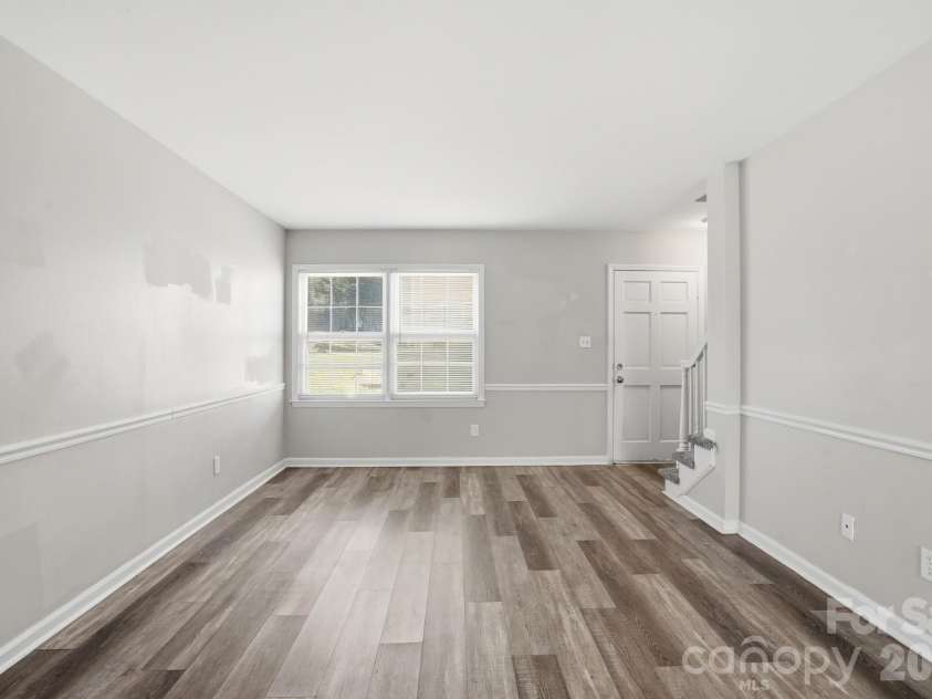 4748 Old Lantern Way, Charlotte, NC 28212.  MLS# CAR4337222, YatesRealty ID 2318. 