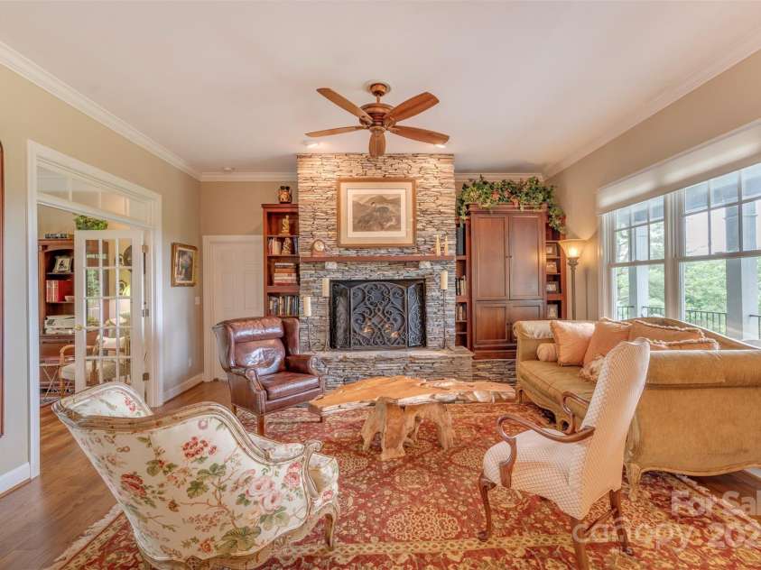 94 Spruce Hill Drive, Hendersonville, NC 28792.  MLS# CAR4271222, YatesRealty ID 23182. 