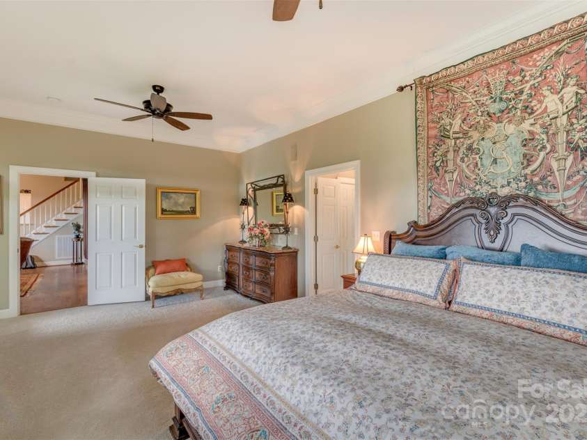 94 Spruce Hill Drive, Hendersonville, NC 28792.  MLS# CAR4271222, YatesRealty ID 23182. 