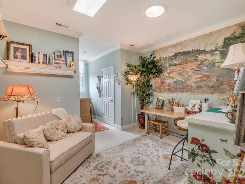 94 Spruce Hill Drive, Hendersonville, NC 28792.  MLS# CAR4271222, YatesRealty ID 23182. 