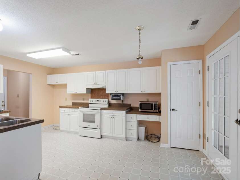 3720 Winterberry Court, Concord, NC 28027.  MLS# CAR4273000, YatesRealty ID 23183. 