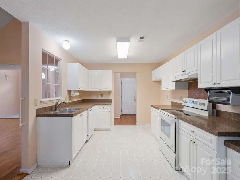 3720 Winterberry Court, Concord, NC 28027.  MLS# CAR4273000, YatesRealty ID 23183. 