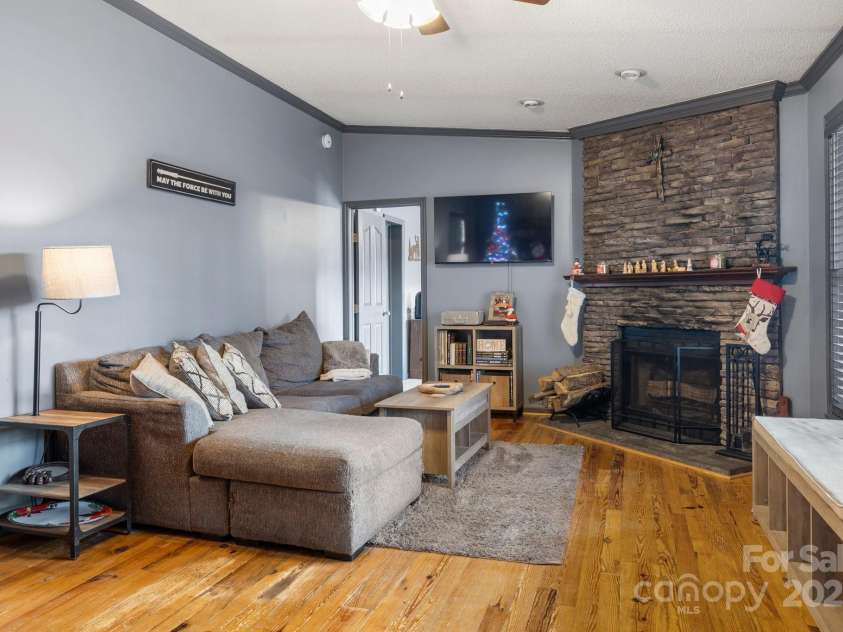 334 Foxden Road, Mars Hill, NC 28754.  MLS# CAR4265465, YatesRealty ID 23184. 